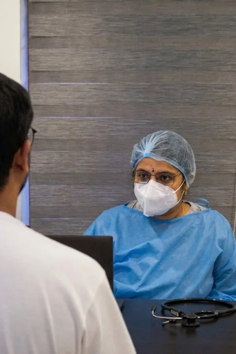 Portraitofyounghandsomedentistinclinic1